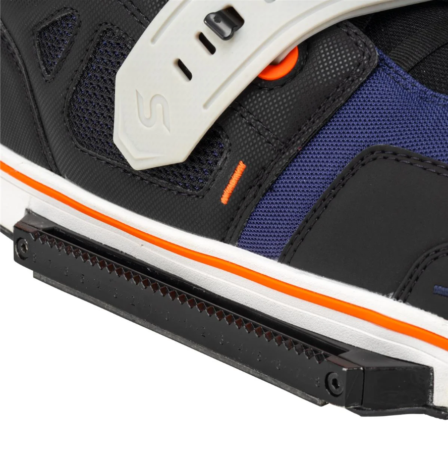 2025 Slingshot RAD boot